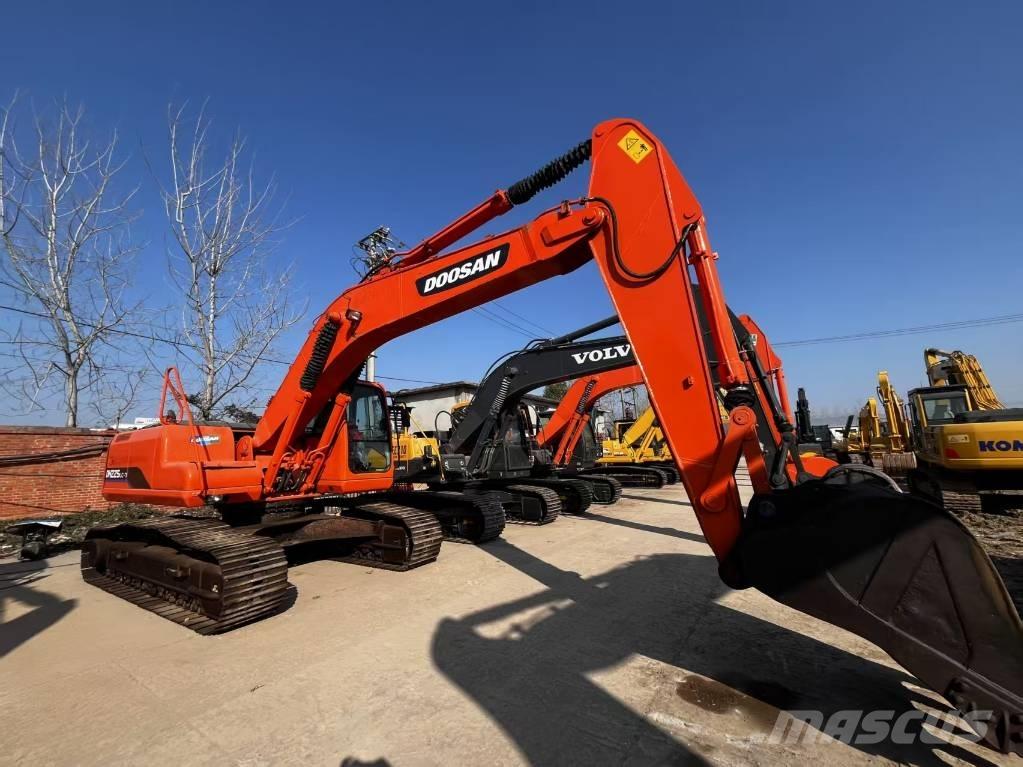 Doosan DH225 LC-7 Bandgrävare