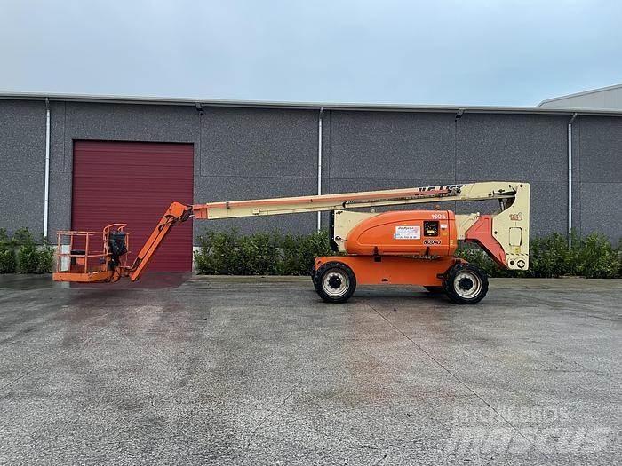 JLG 800AJ Bomliftar