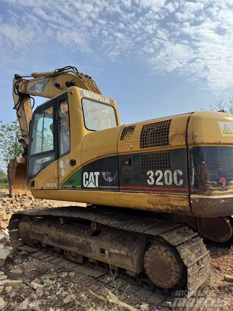 CAT 320 C Bandgrävare