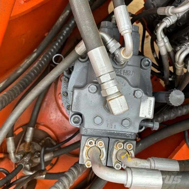 Doosan DX225-9C Bandgrävare