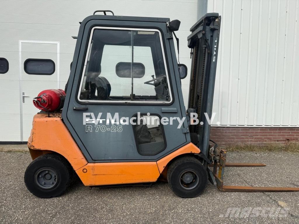 Still R 70-25T Gasolmotviktstruckar