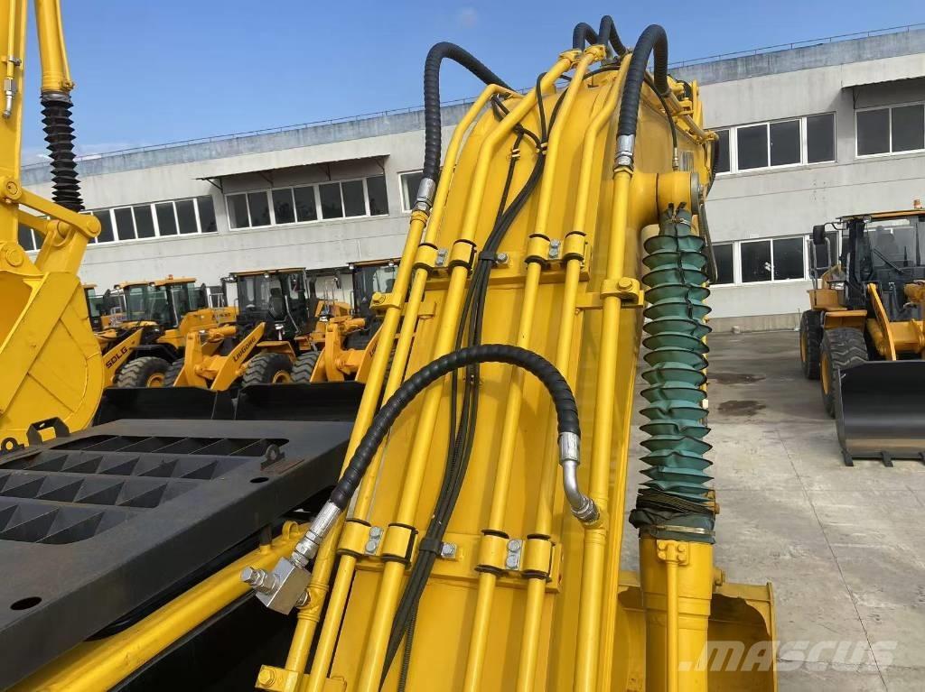 Komatsu PC 220-8 Bandgrävare