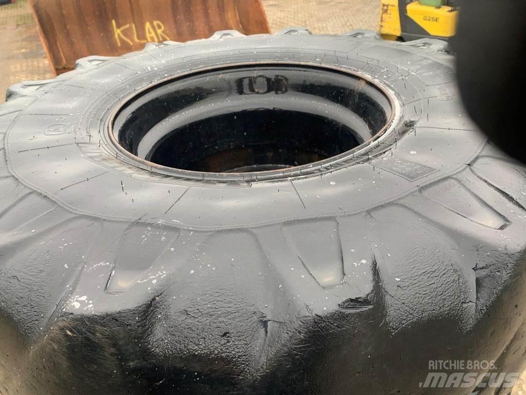 Michelin XF Däck, hjul och fälgar