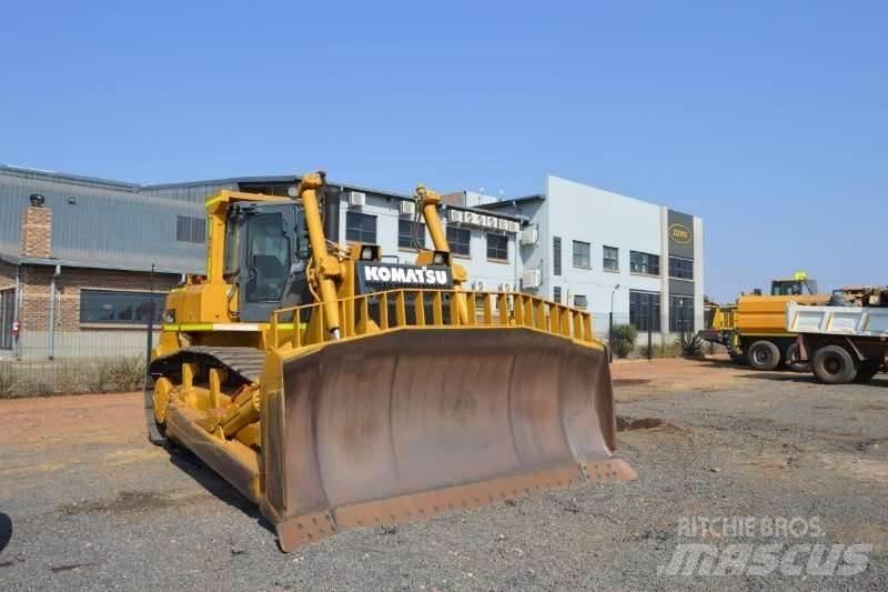 Komatsu D155-5 Bandschaktare