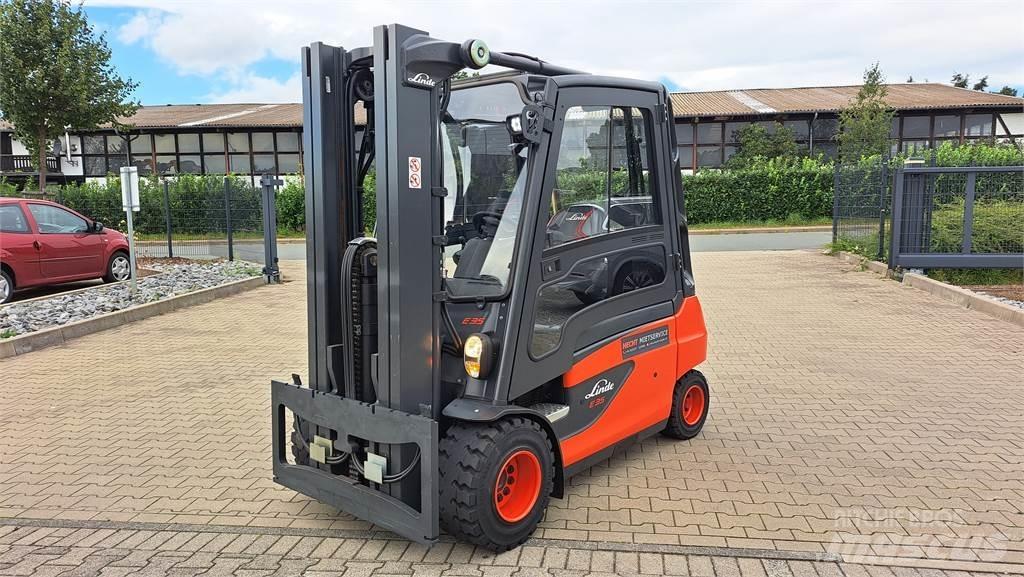 Linde E35L Elmotviktstruckar