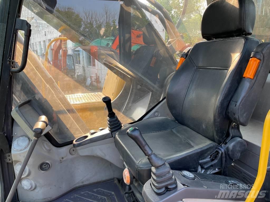 Volvo EC 80D Bandgrävare