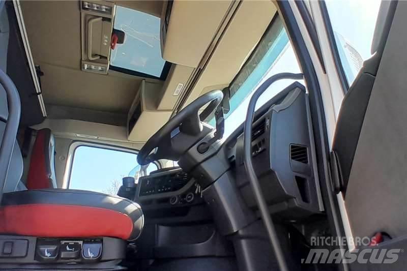 Volvo FH 440 Övriga bilar