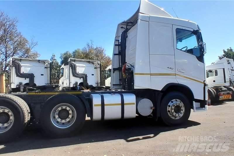 Volvo FH 440 Övriga bilar