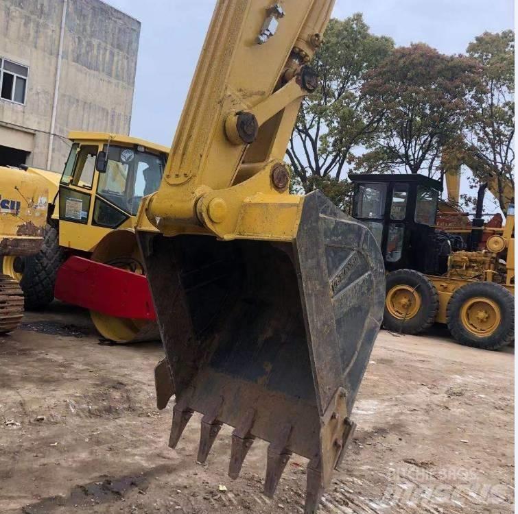 Komatsu pc220-8 Bandgrävare