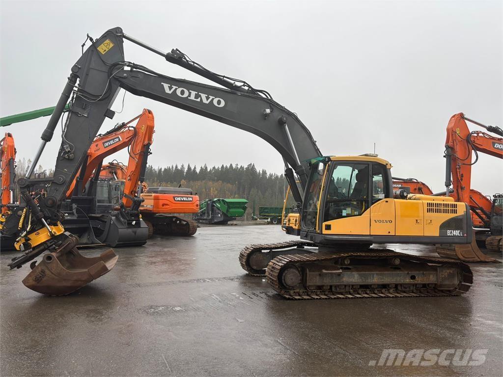 Volvo EC240 CL Bandgrävare