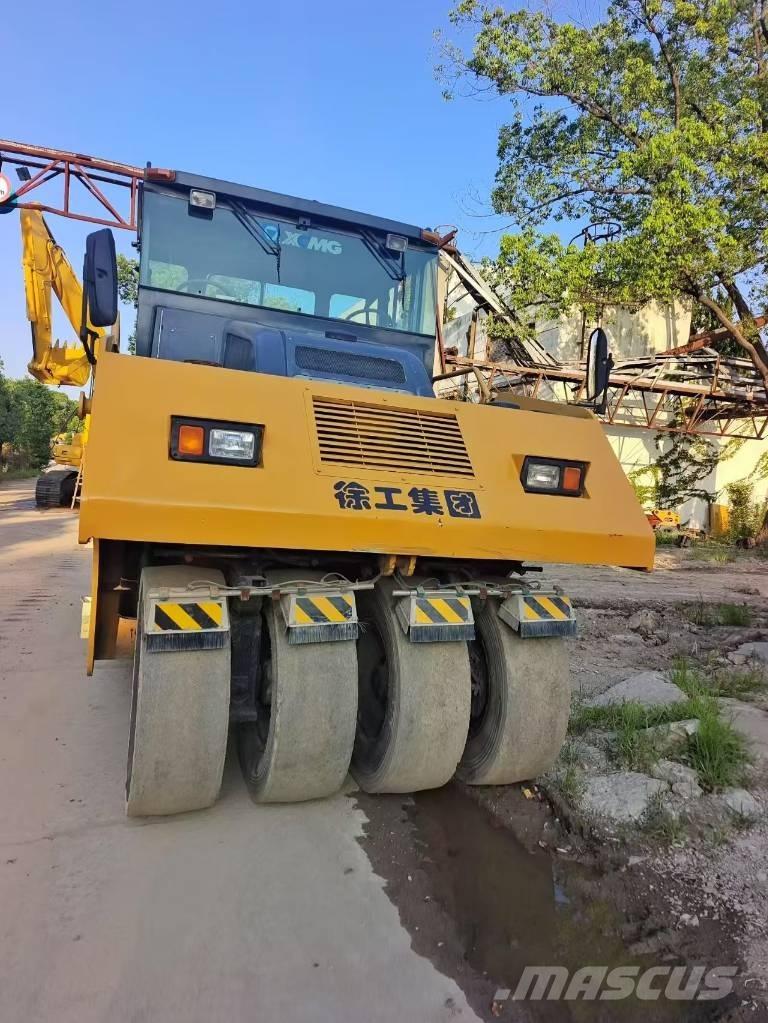 XCMG XP 263 Pneumatiska Hjulvältar