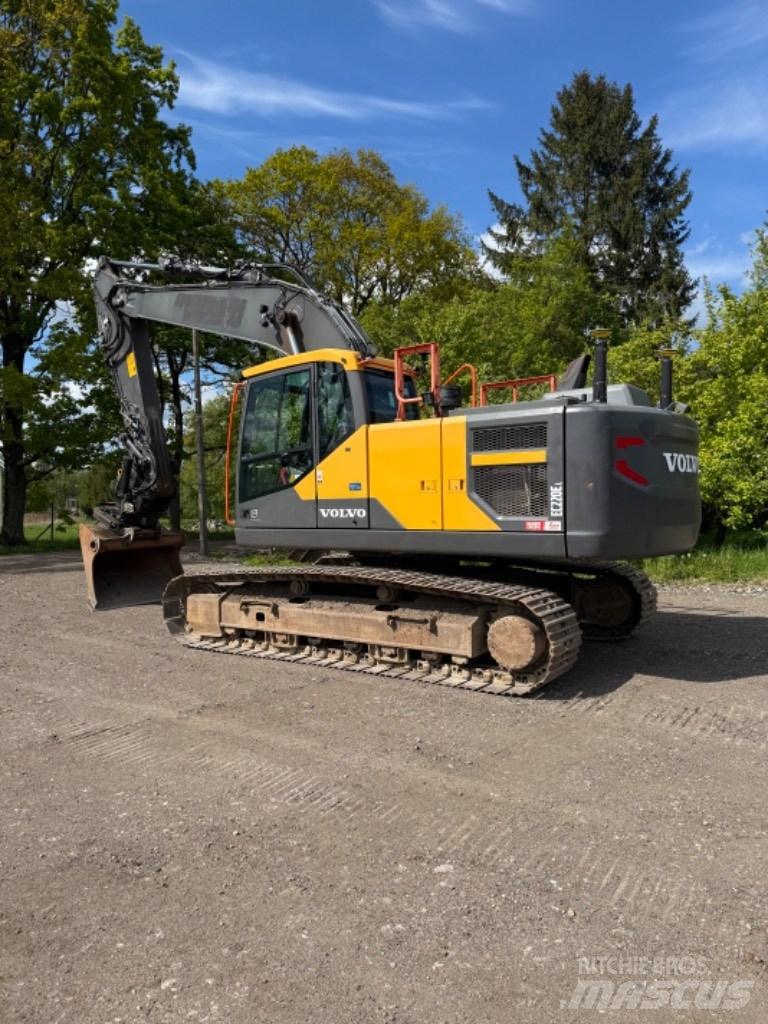 Volvo EC 220 EL Bandgrävare