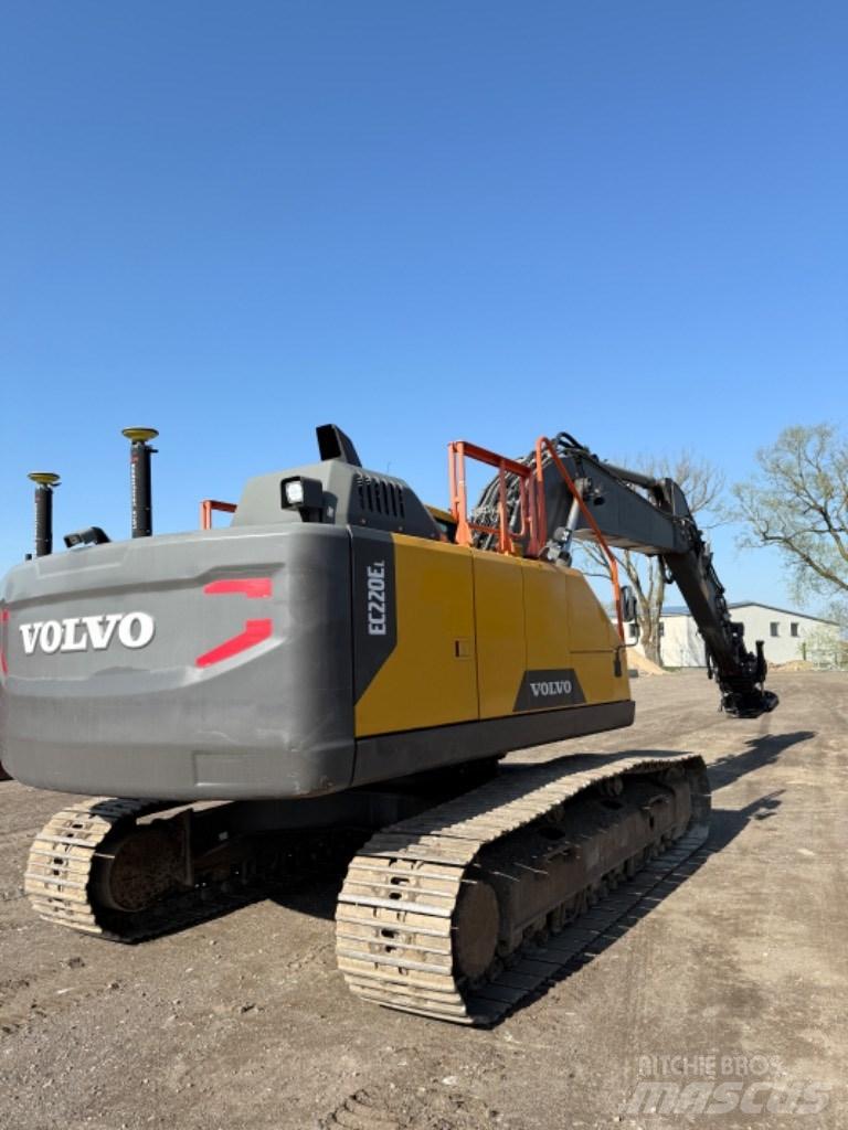 Volvo EC 220 EL Bandgrävare