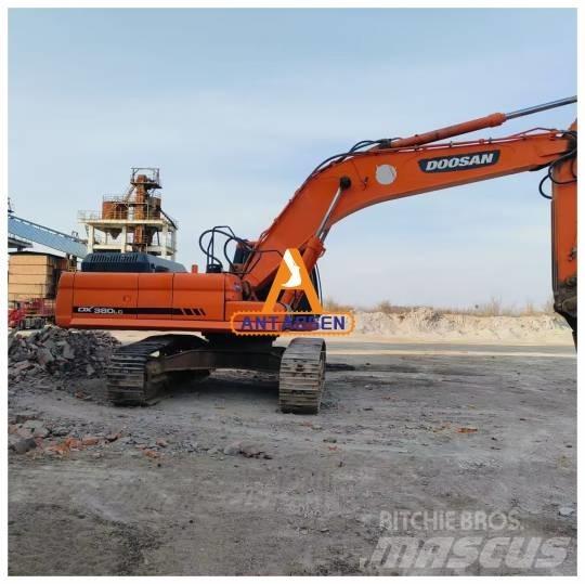 Doosan DX 380 LC Bandgrävare