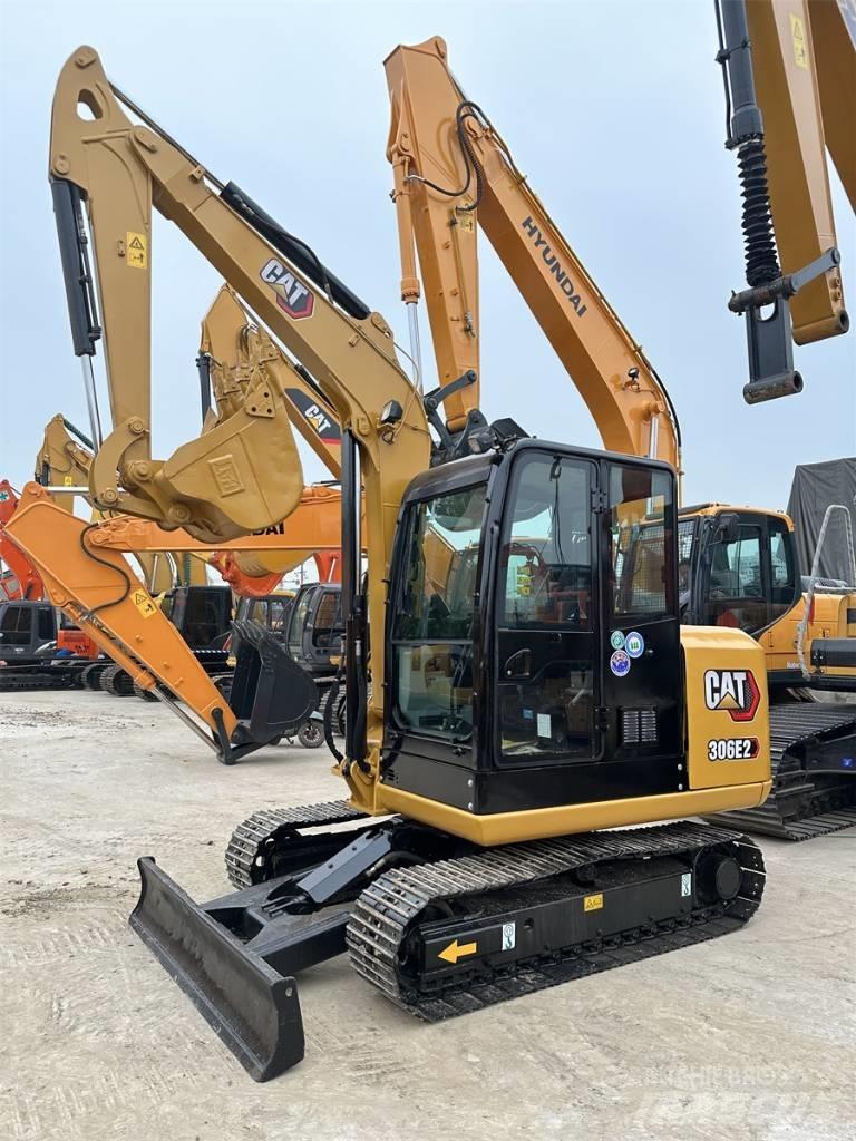 CAT 306E2 Bandgrävare