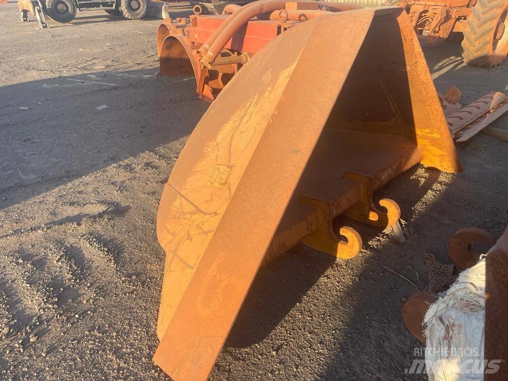 CAT 320 E Bandgrävare
