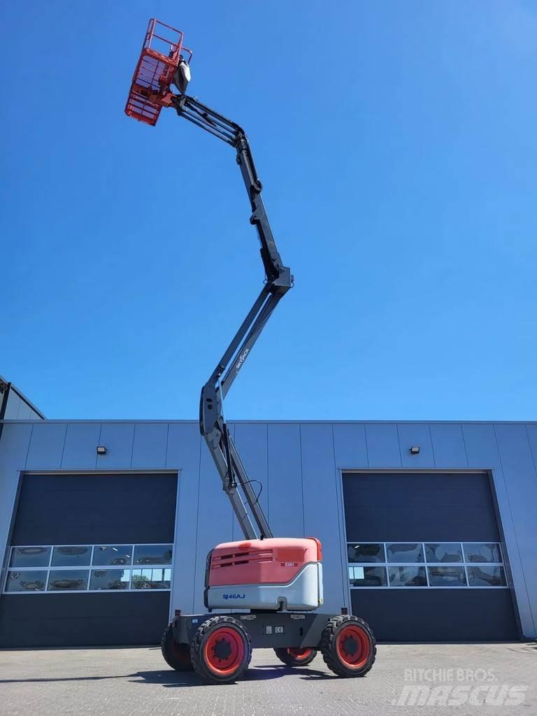 SkyJack SJ 46AJ Bomliftar