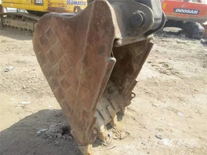 CAT 320 C Bandgrävare