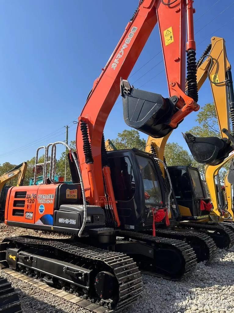 Hitachi ZX 120 Midigrävmaskiner 7t - 12t