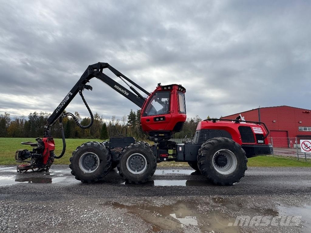 Komatsu 951 Skördare