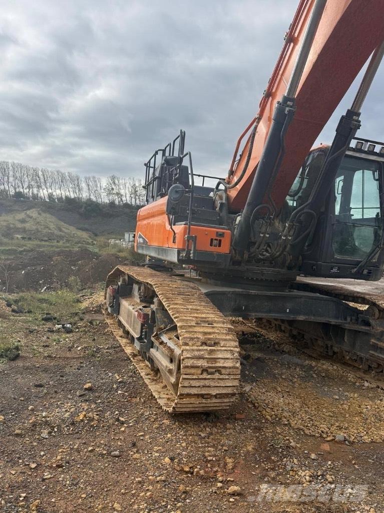 Doosan DX 490 LC Bandgrävare