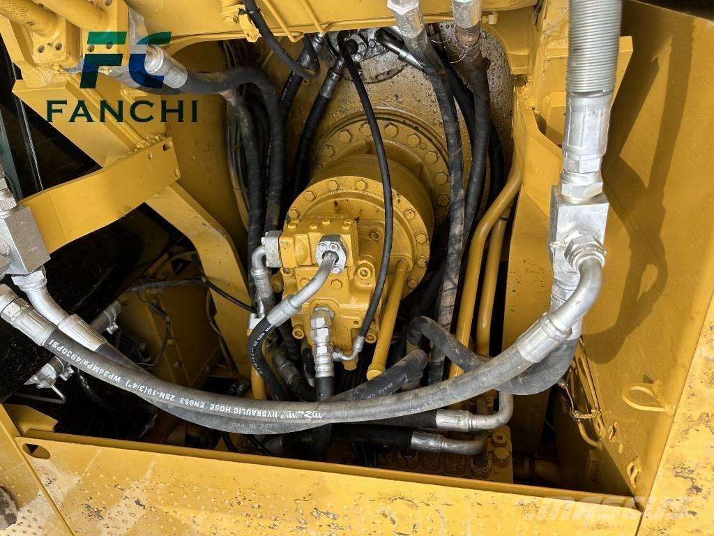 CAT 325D Bandgrävare
