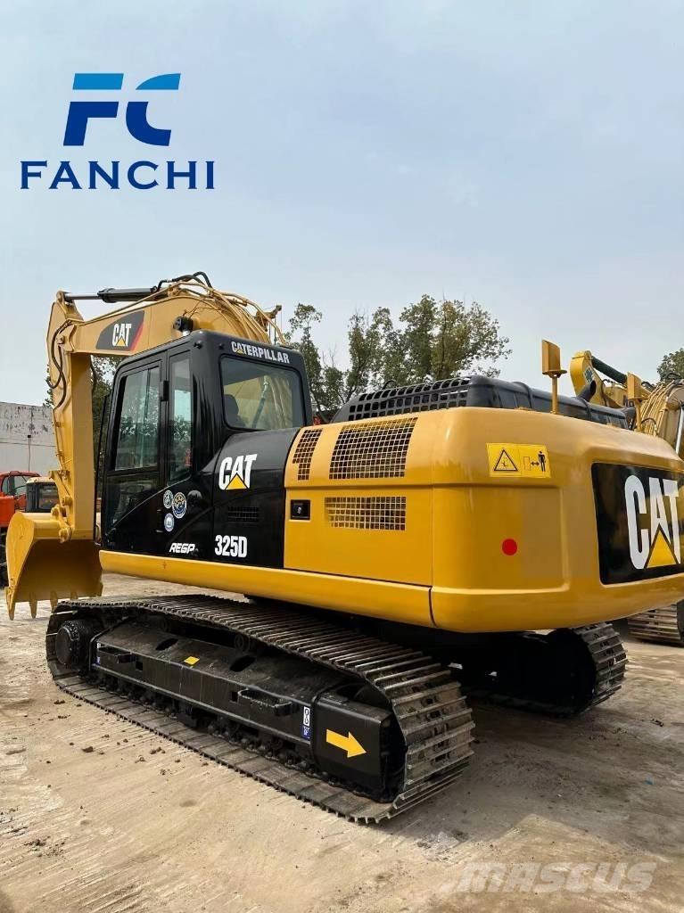 CAT 325D Bandgrävare