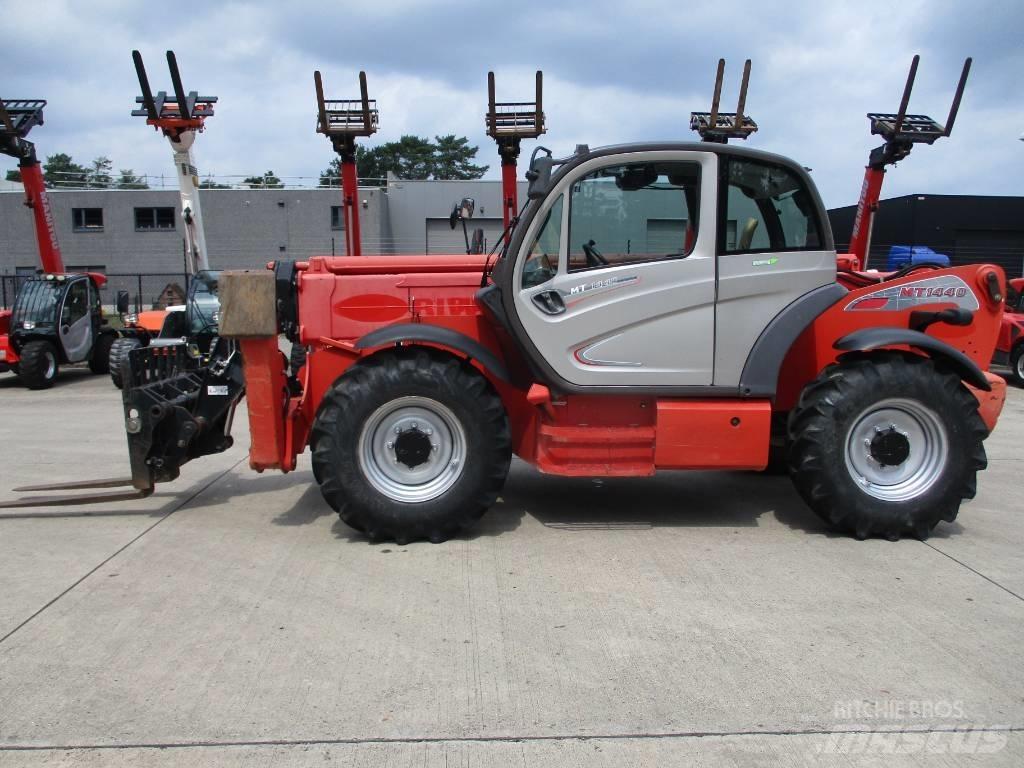 Manitou MT 1440 (124) Teleskoplastare