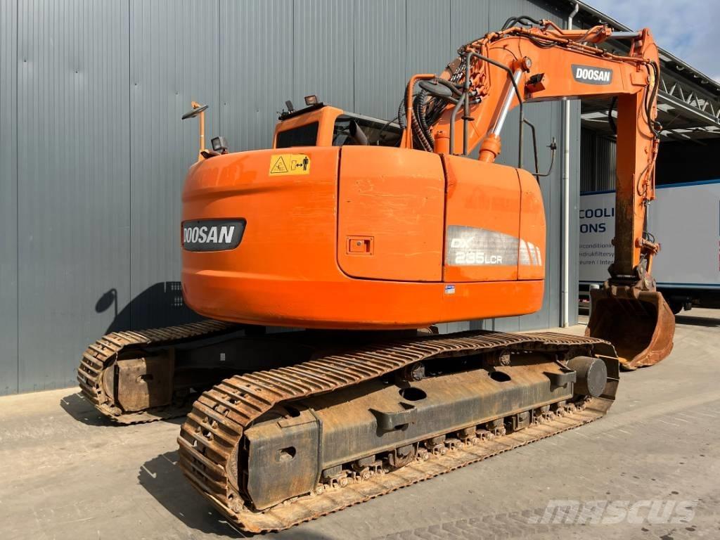 Doosan DX235LCR Bandgrävare