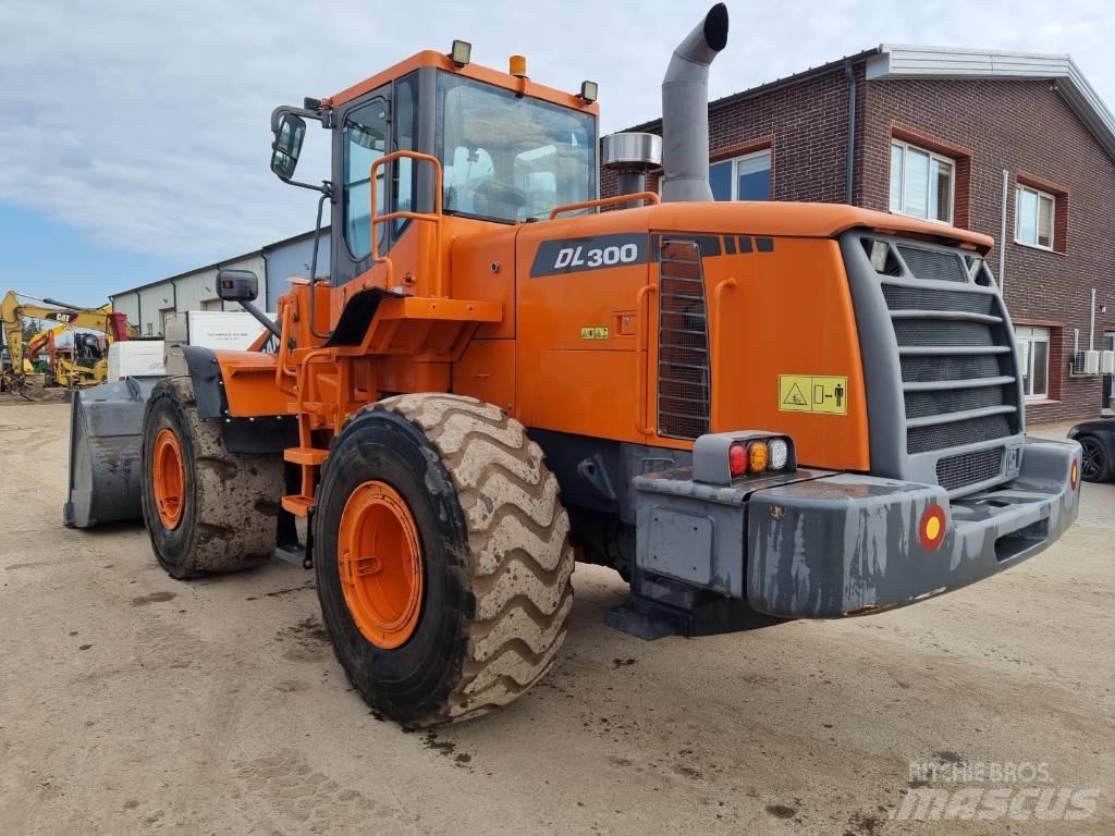 Doosan DL 300 Hjullastare