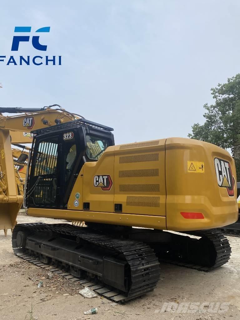 CAT 323 Bandgrävare