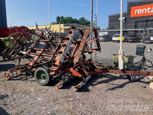 Kverneland Harv 6m Harvar