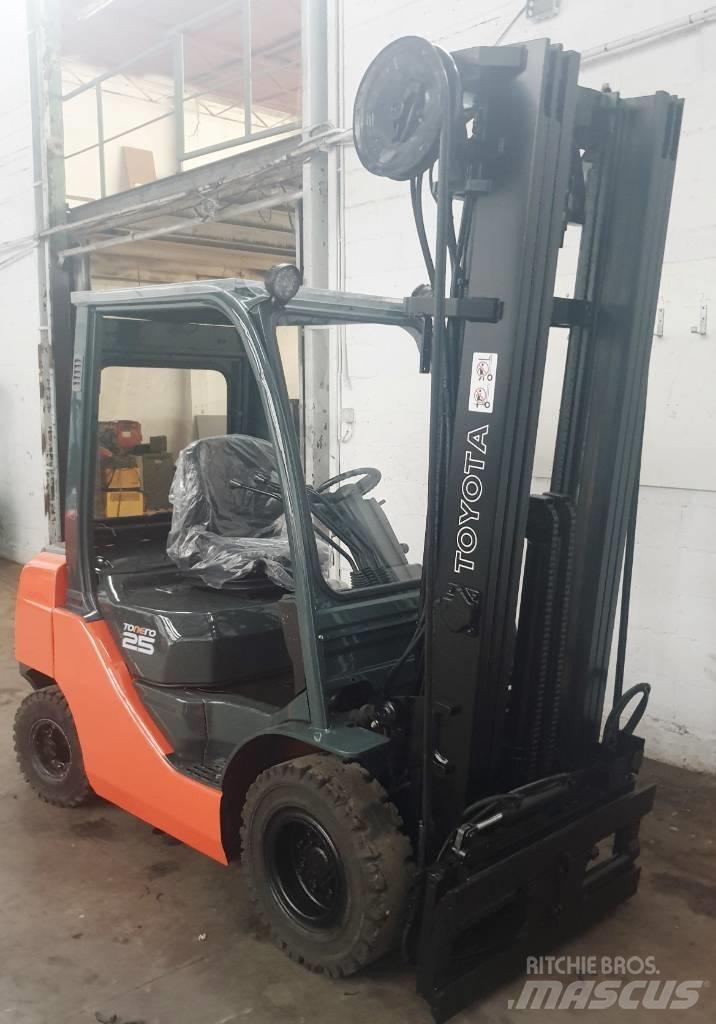 Toyota 52-8 FD 25 Dieselmotviktstruckar