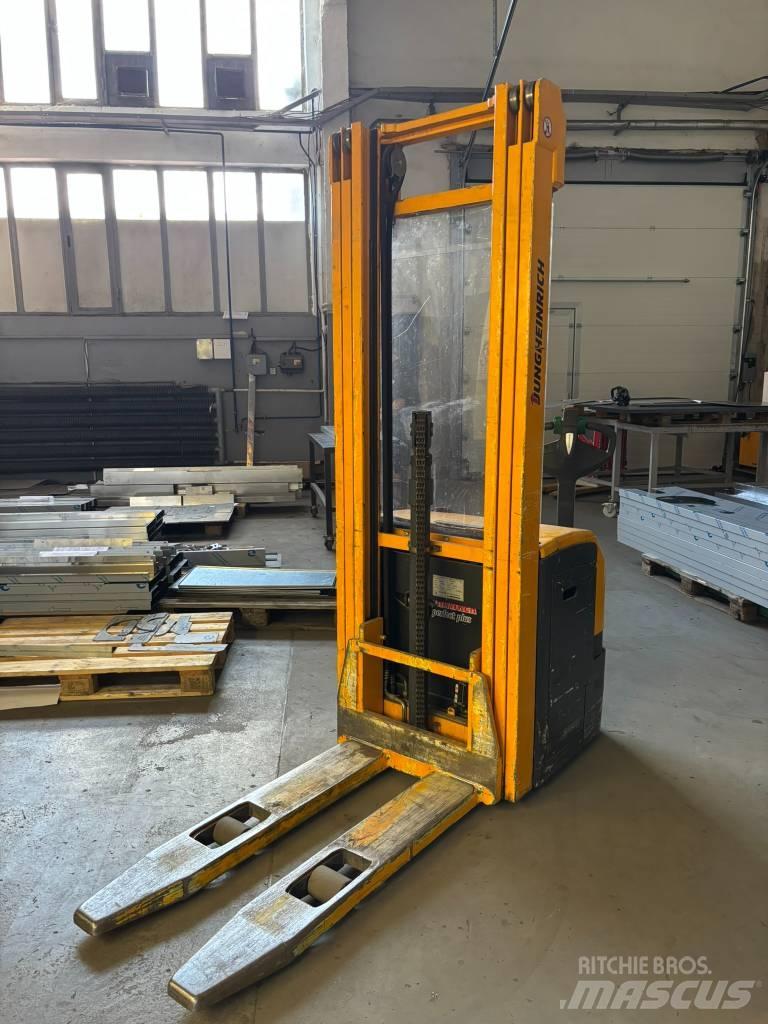 Jungheinrich EJC216 Staplare-led