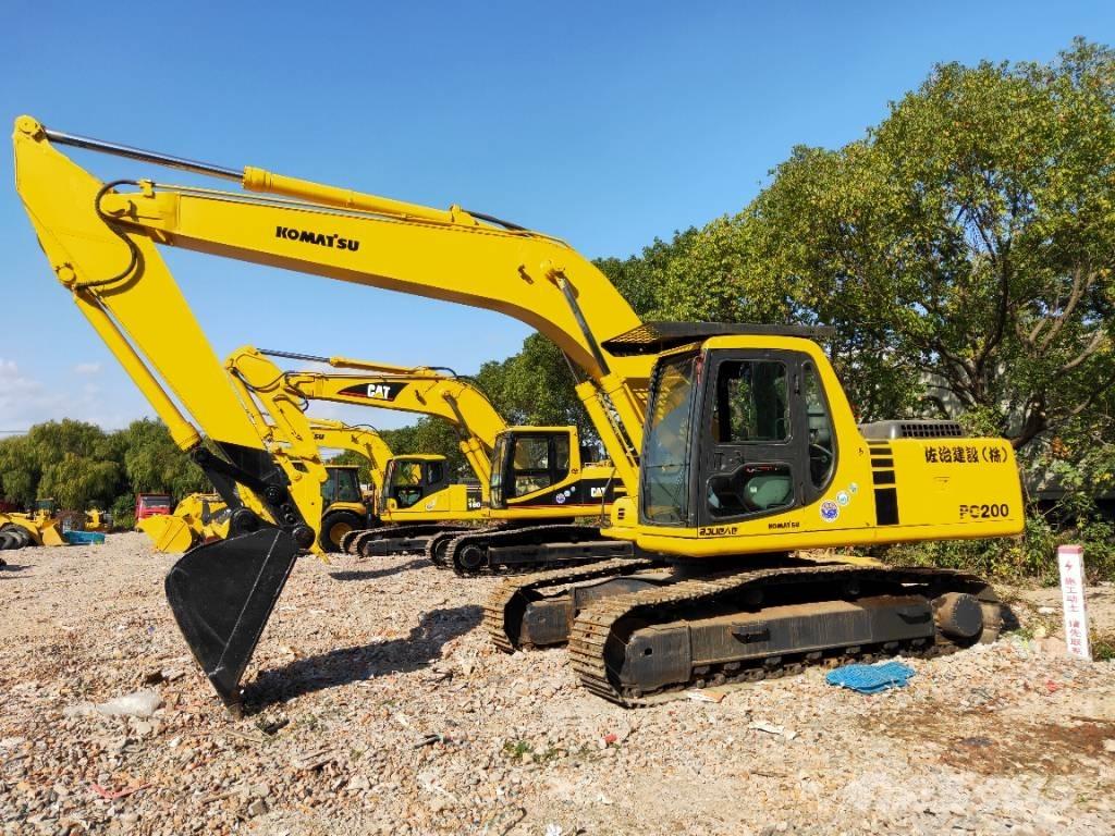 Komatsu PC200-6 Bandgrävare