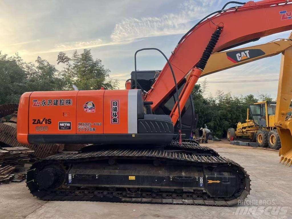 Hitachi ZX 200 Bandgrävare