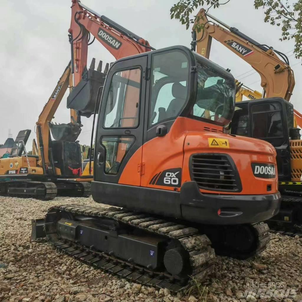 Doosan DX60 Minigrävare < 7t