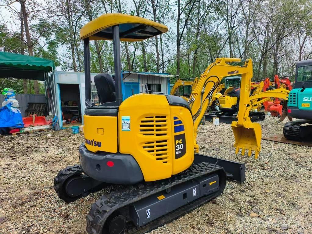 Komatsu PC 30 Minigrävare < 7t
