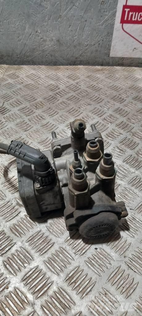 Scania R 440   1879274 Bromsar