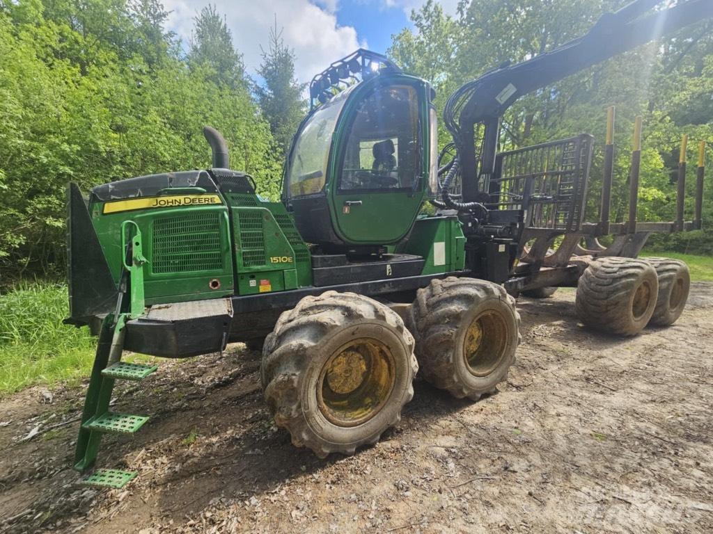 John Deere 1510 E Skotare