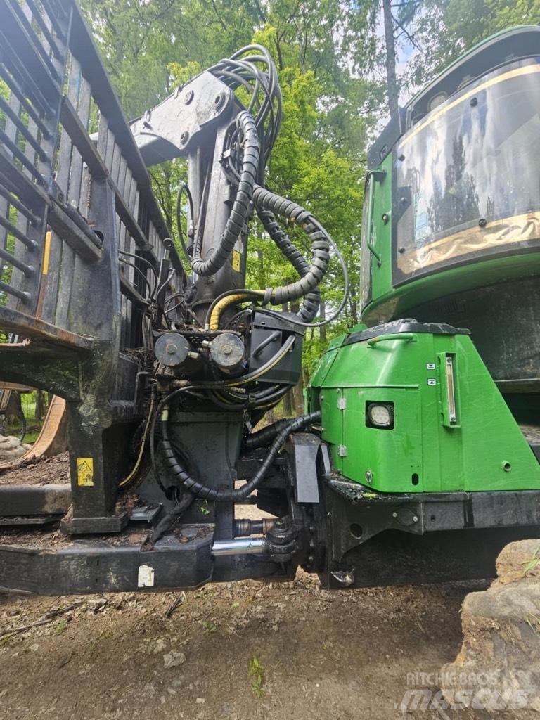 John Deere 1510 E Skotare