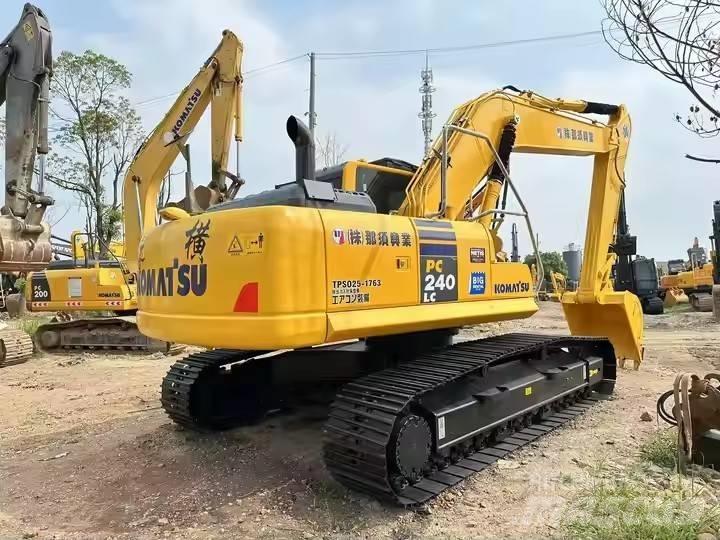Komatsu PC240 Bandgrävare