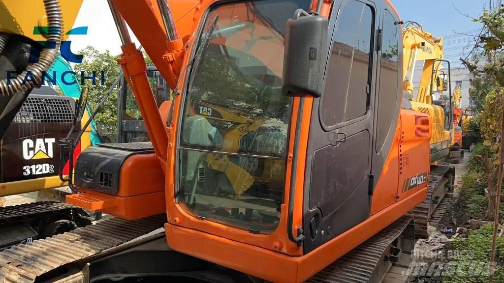 Doosan DX 140 LC Hjulgrävare