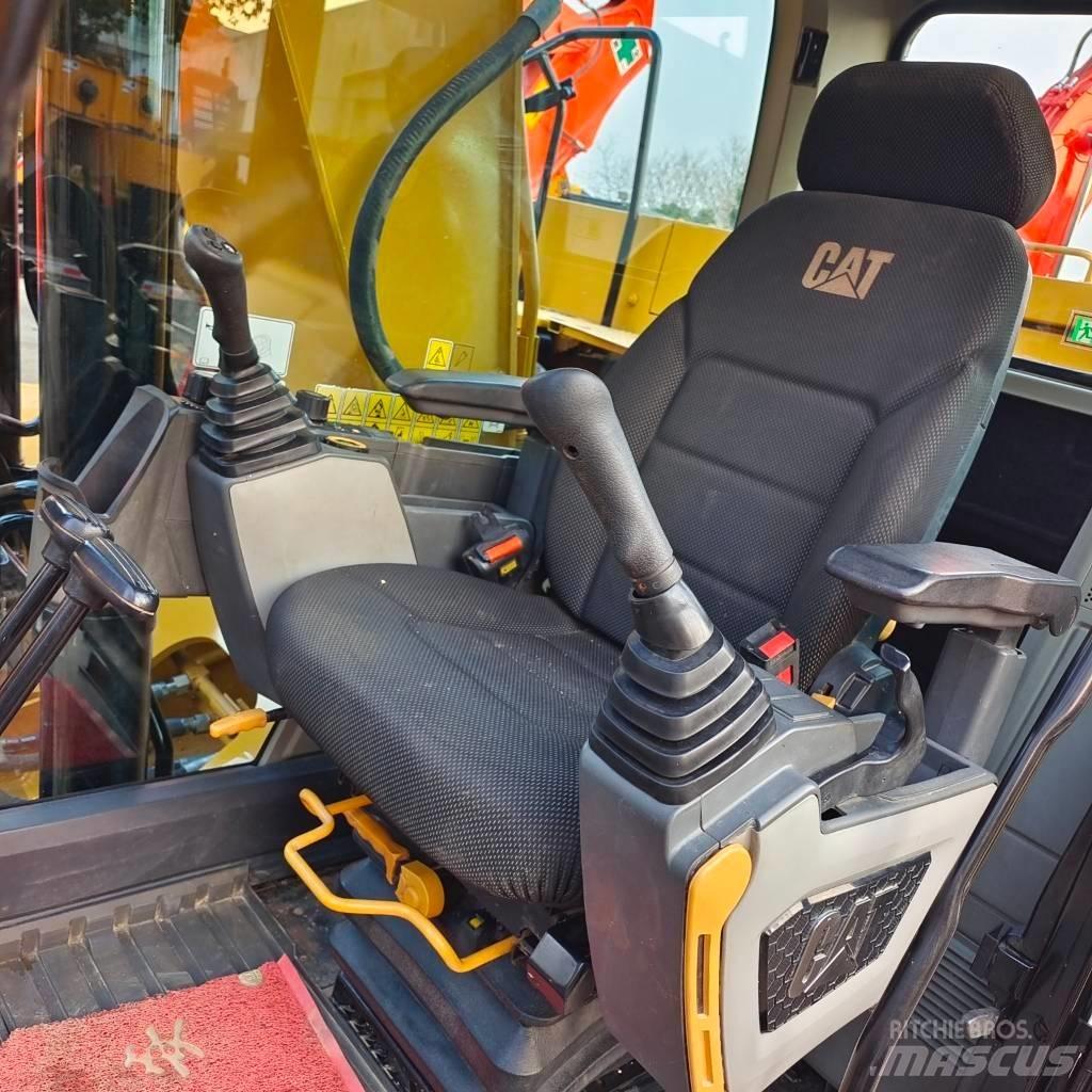 CAT 320GC Bandgrävare