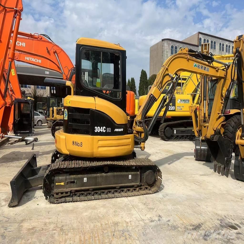CAT 304 C Minigrävare < 7t
