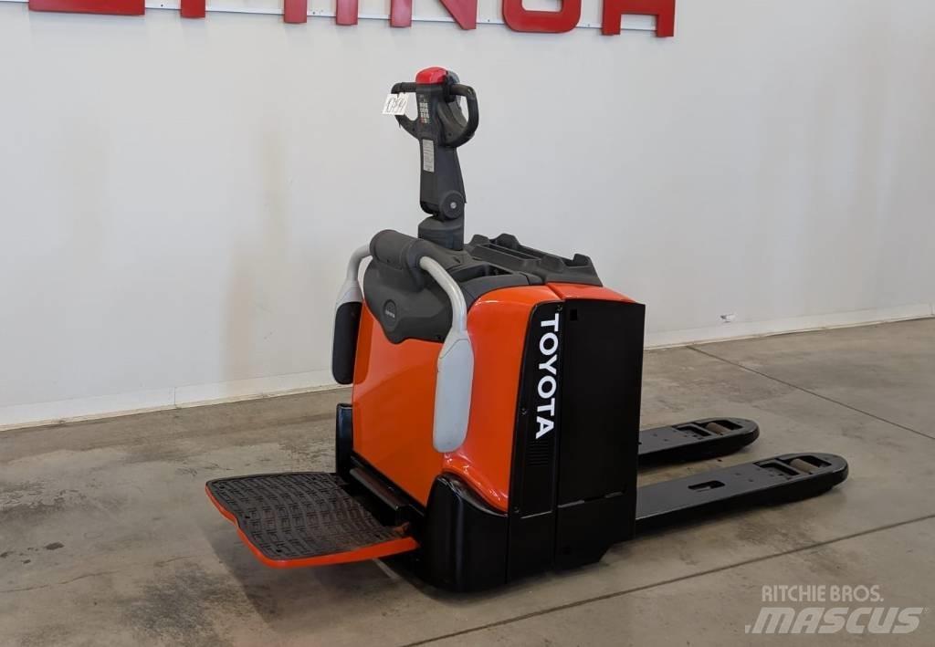 Toyota 10794 LPE200 Elmotviktstruckar