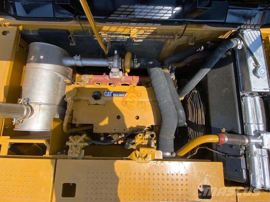 CAT CAT320 D2 Bandgrävare