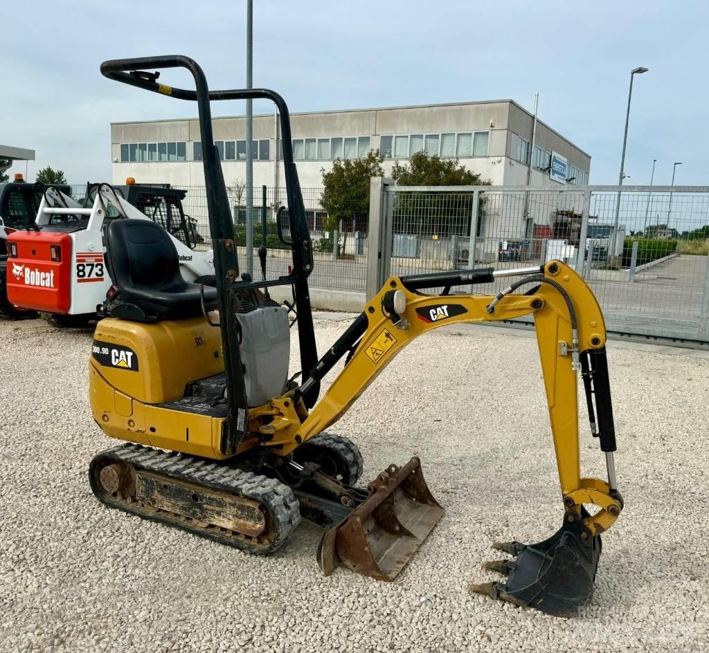 CAT 300.9 D Minigrävare < 7t
