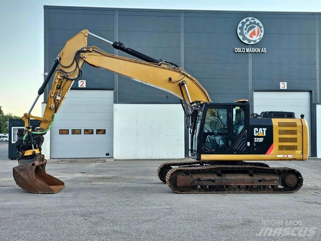 CAT 320 FL Bandgrävare