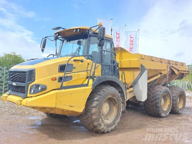 Bell B 20 E Midjestyrd dumper